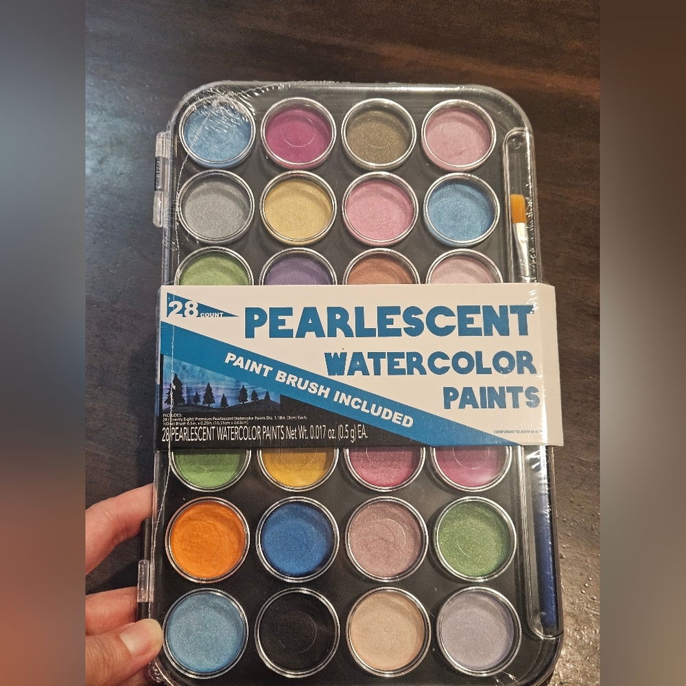 Watercolor Paint Set - 28 Colors